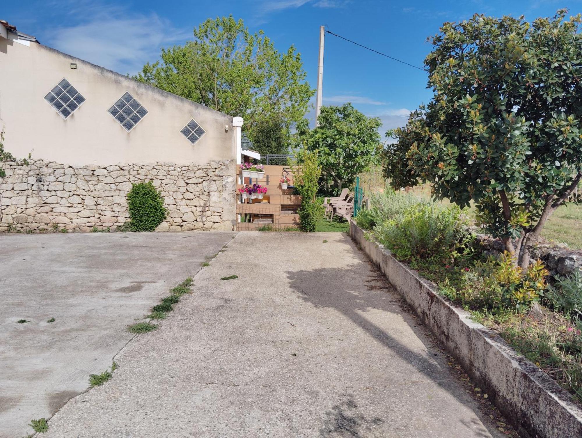 Gite L'Edenwine Doulezon 외부 사진